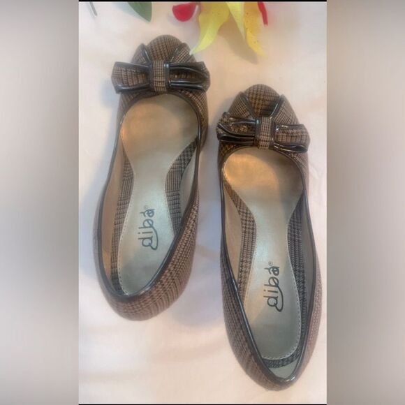 Diba classic peep-toe plaid heels with bow-detail! - Picture 7 of 15